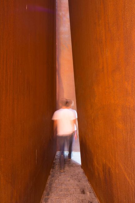 Slat - Richard Serra