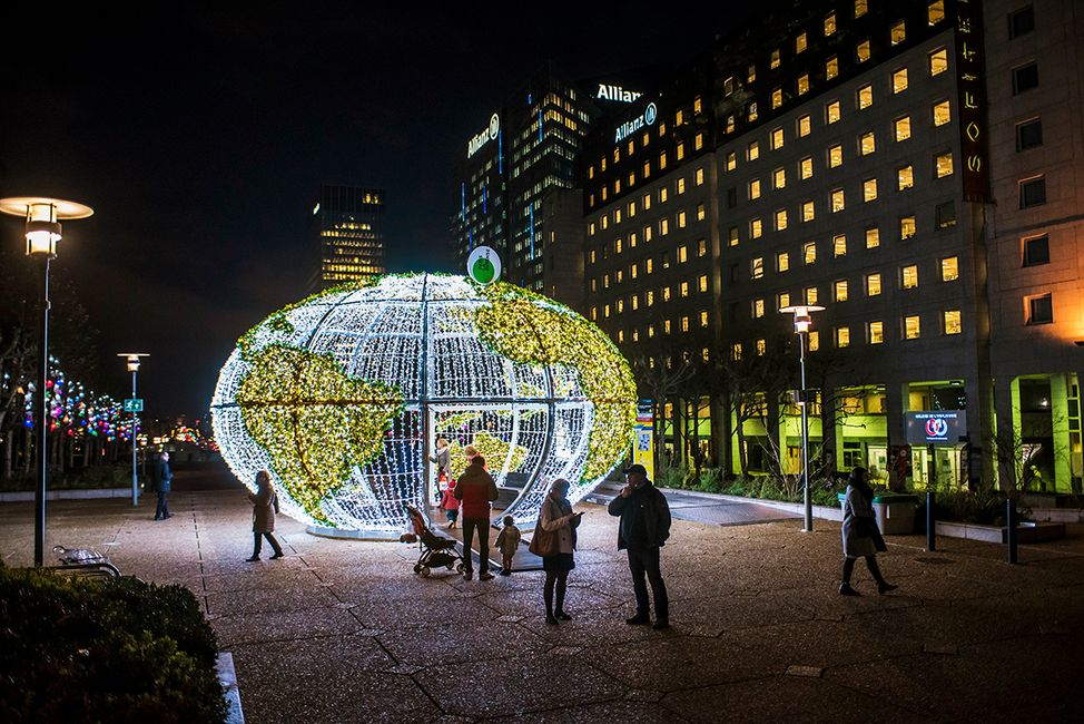 Illuminations de Noël à Paris La Défense 2019