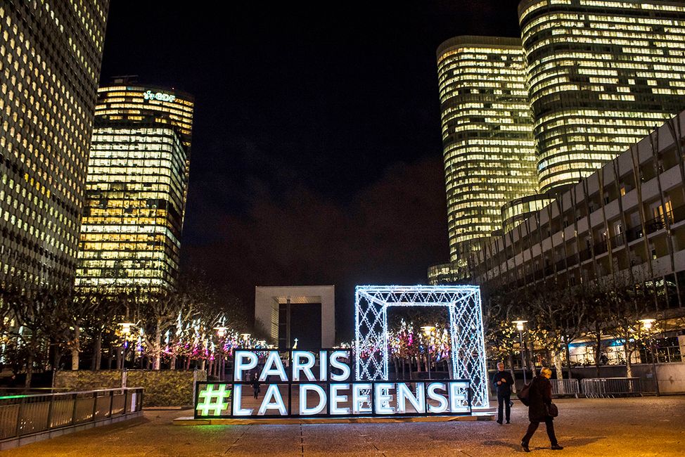 Christmas illuminations of Paris La Défense 2019
