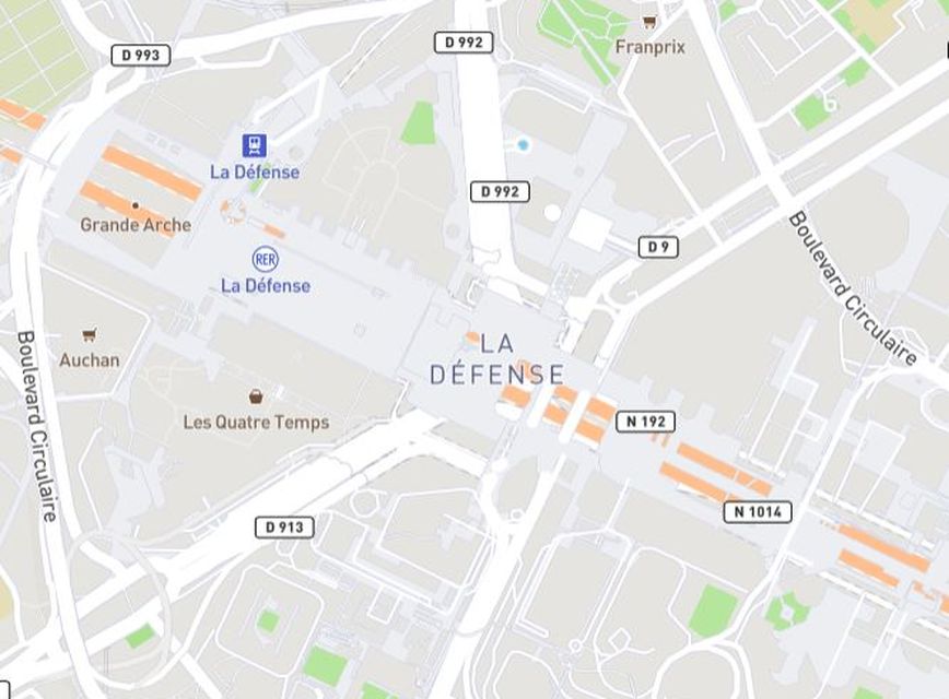 Plan et accès de Paris La Défense