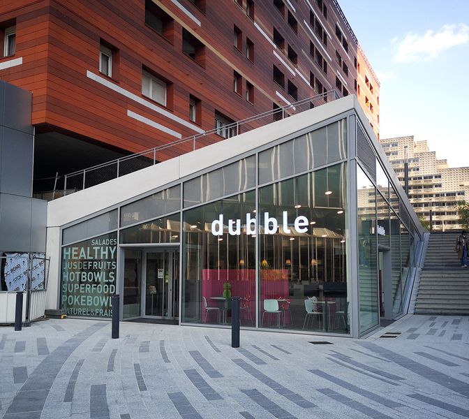 Dubble opens a restaurant in Zaha Hadid Square at the foot of the Alto Tower